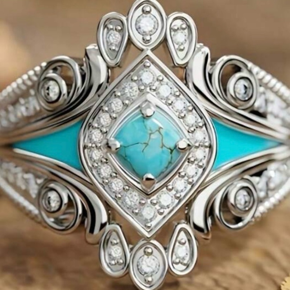 Turquoise Boho Native American Inspired Elegant Ring